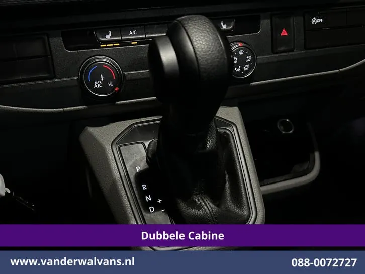 Volkswagen Transporter 2023 photo 3