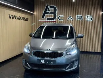 Kia Carens 2014 photo 2