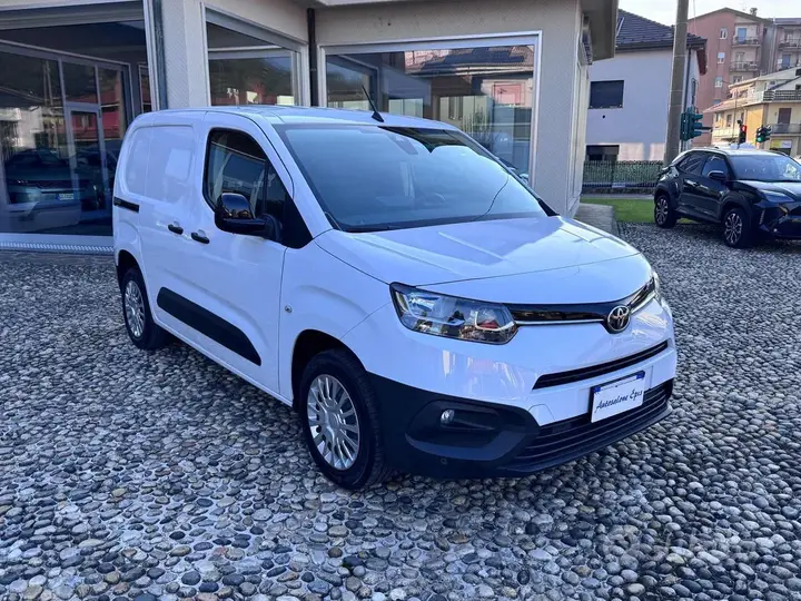 Toyota Proace City