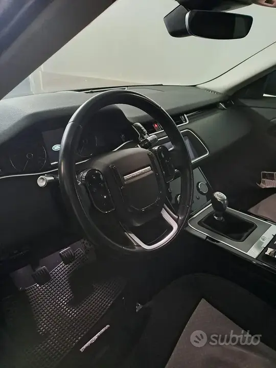 Land Rover Evoque 2020 photo 4