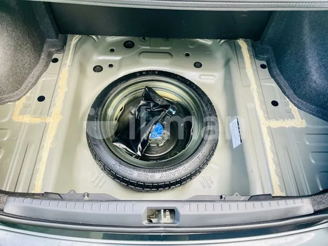 Toyota Belta 2010 photo 2