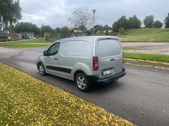 Peugeot Partner 2010 photo 3