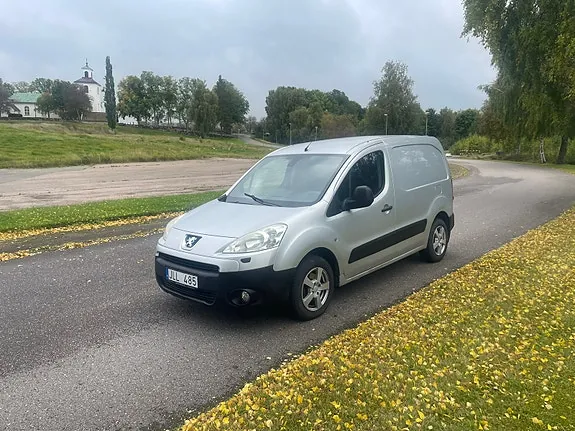 Peugeot Partner 2010 photo 4
