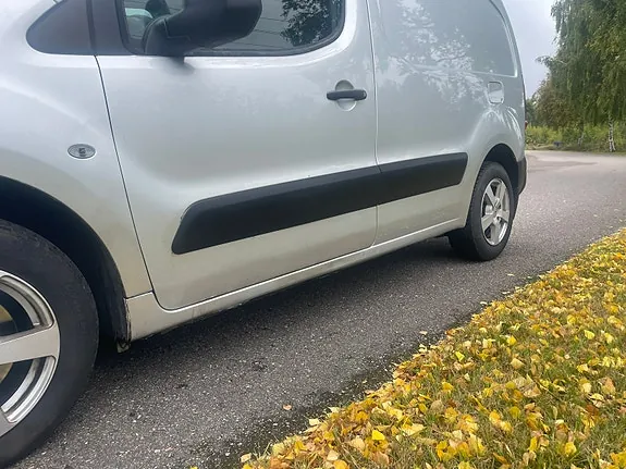 Peugeot Partner 2010 photo 5