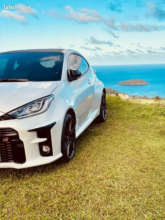 Toyota Yaris 2021 photo 3