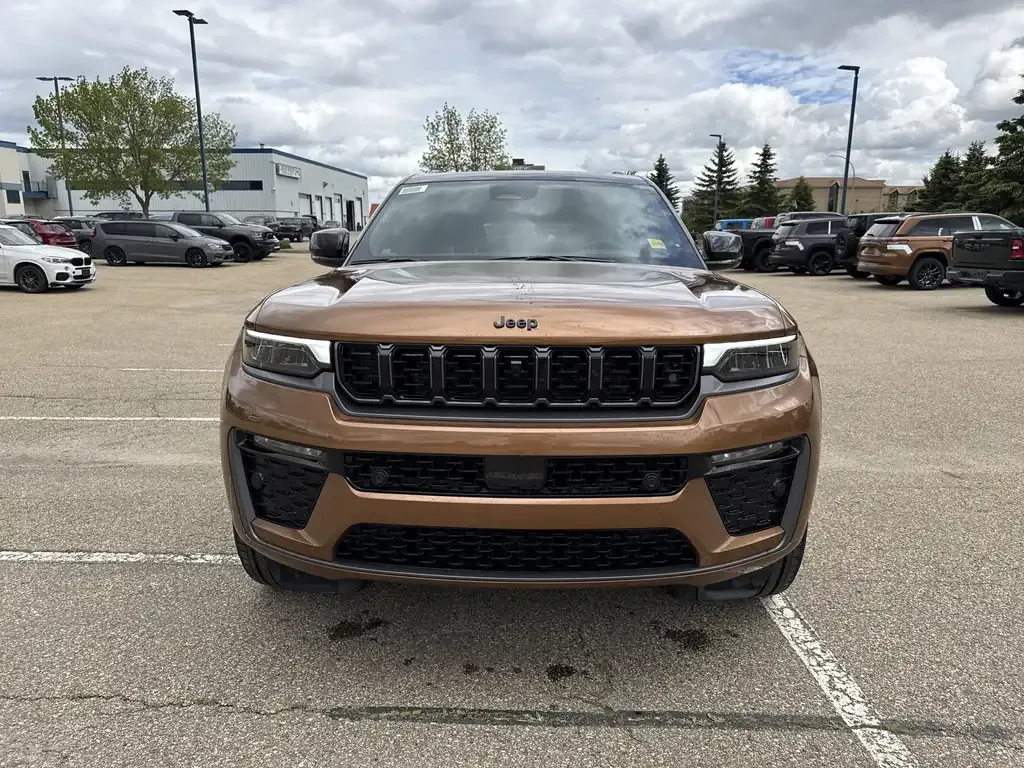 Jeep Grand Cherokee L 2026 photo 2
