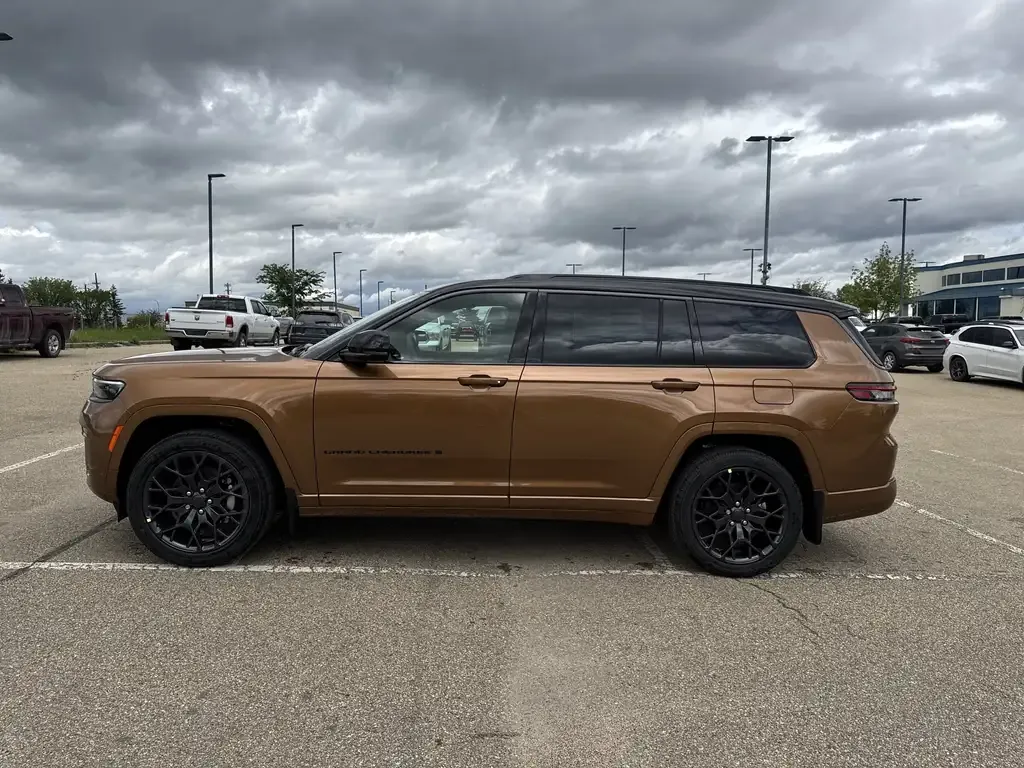 Jeep Grand Cherokee L 2026 photo 4