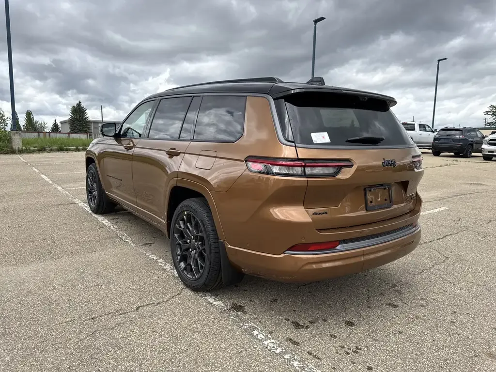Jeep Grand Cherokee L 2026 photo 5