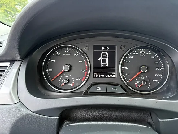 Seat Toledo 2015 photo 2