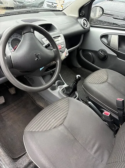 Peugeot 107 2006 photo 5