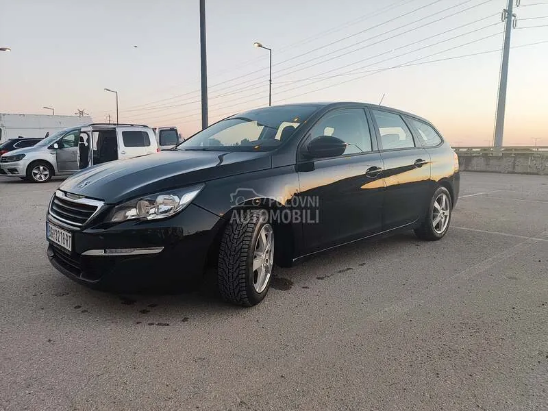 Peugeot 308 2015 photo 5