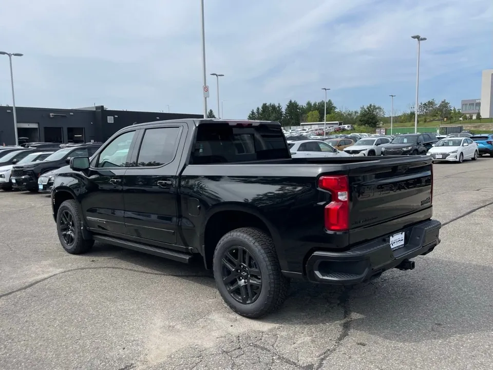Chevrolet Silverado 1500 2026 photo 3