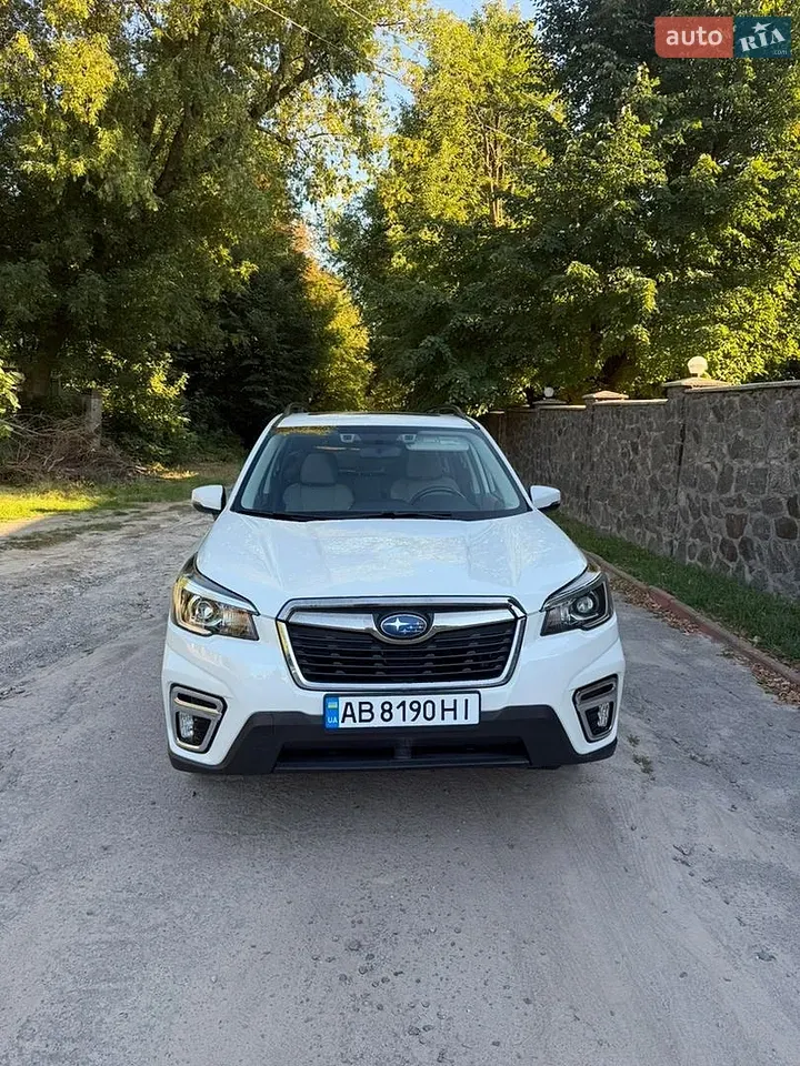 Subaru Forester 2019 photo 2
