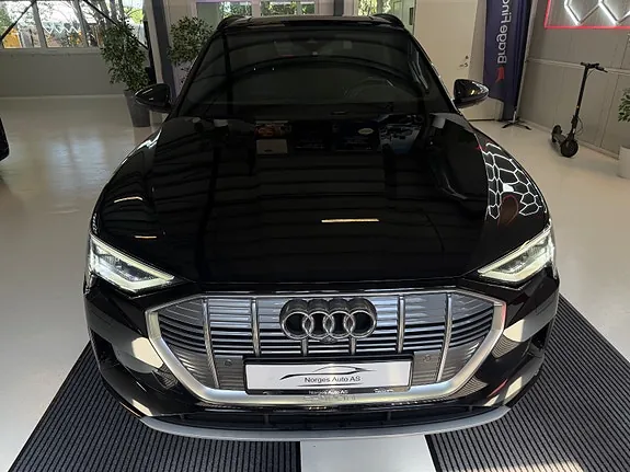 Audi E-Tron 2019 photo 2
