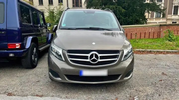 Mercedes-Benz V-Class
