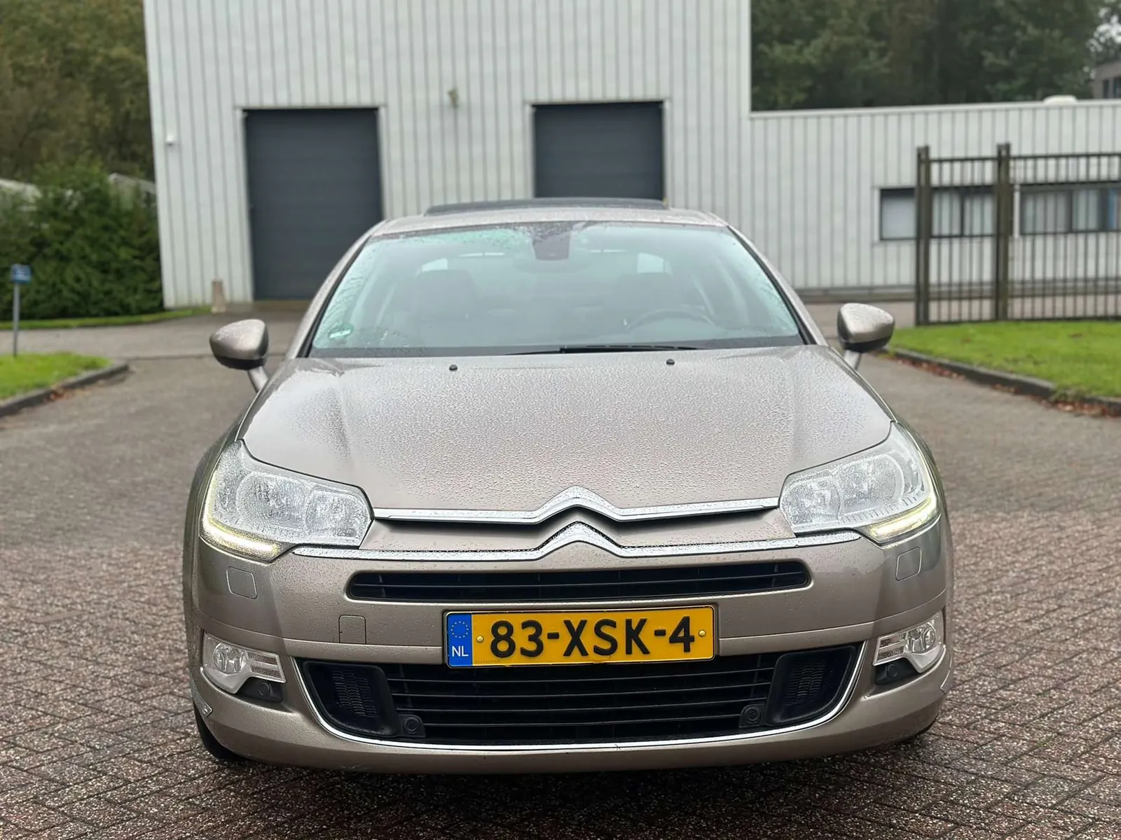 Citroen C5 2012 photo 2