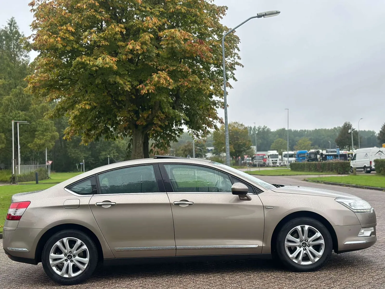 Citroen C5 2012 photo 4