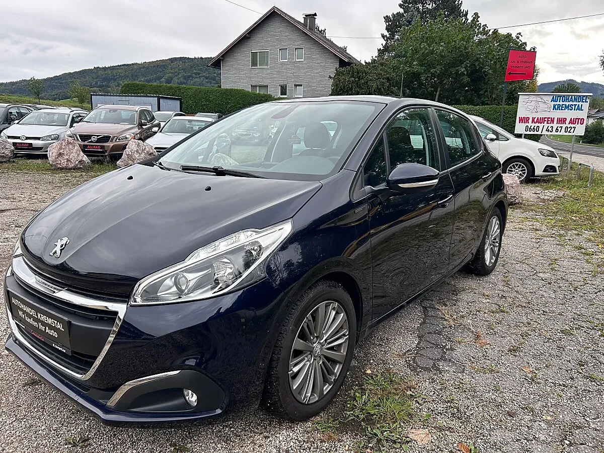 Peugeot 208 2019 photo 3