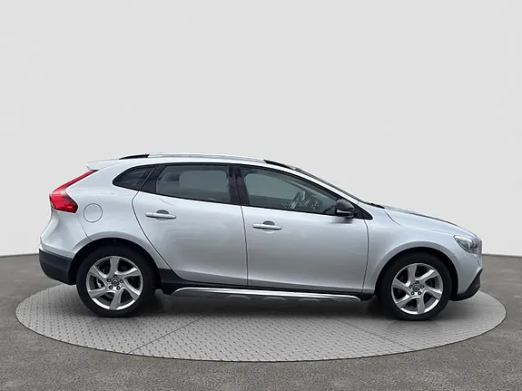 Volvo V40 Cross Country 2014 photo 4