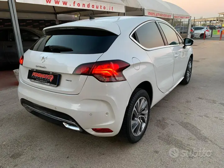 DS Automobiles Ds 4 2012 photo 5
