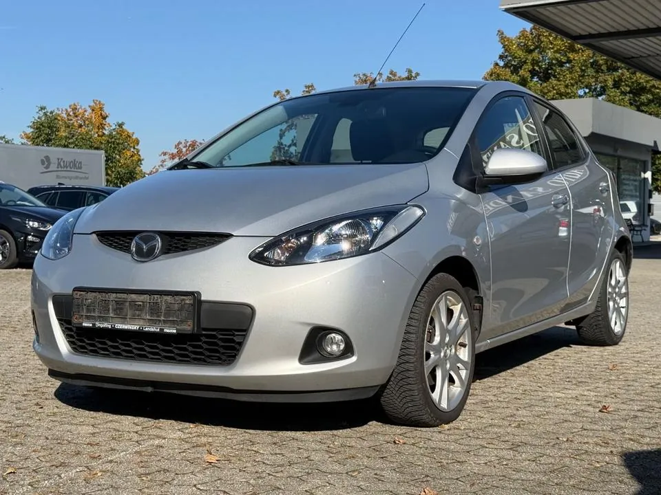 Mazda 2