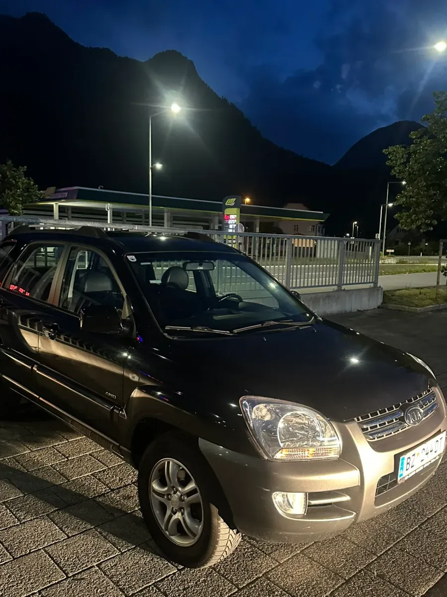 Kia Sportage 2005 photo 2