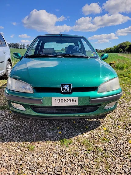 Peugeot 106
