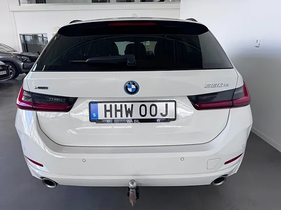 BMW 330E 2023 photo 4