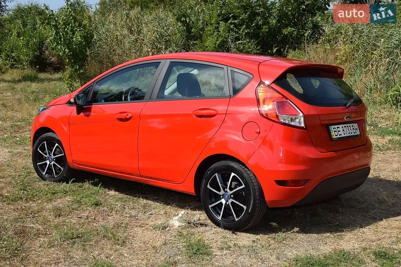 Ford Fiesta 2015 photo 3
