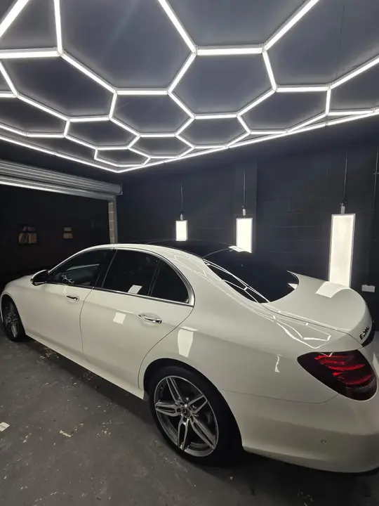 Mercedes-Benz E-Class 2019 photo 2