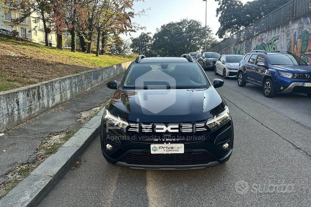 Dacia Sandero Stepway 2023 photo 2
