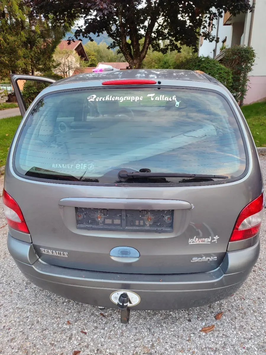 Renault Megane 2002 photo 2
