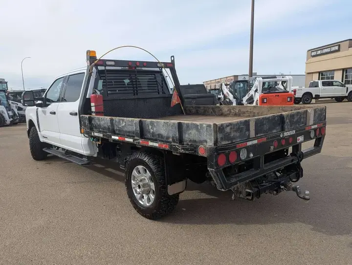 Ford F350 2023 photo 5