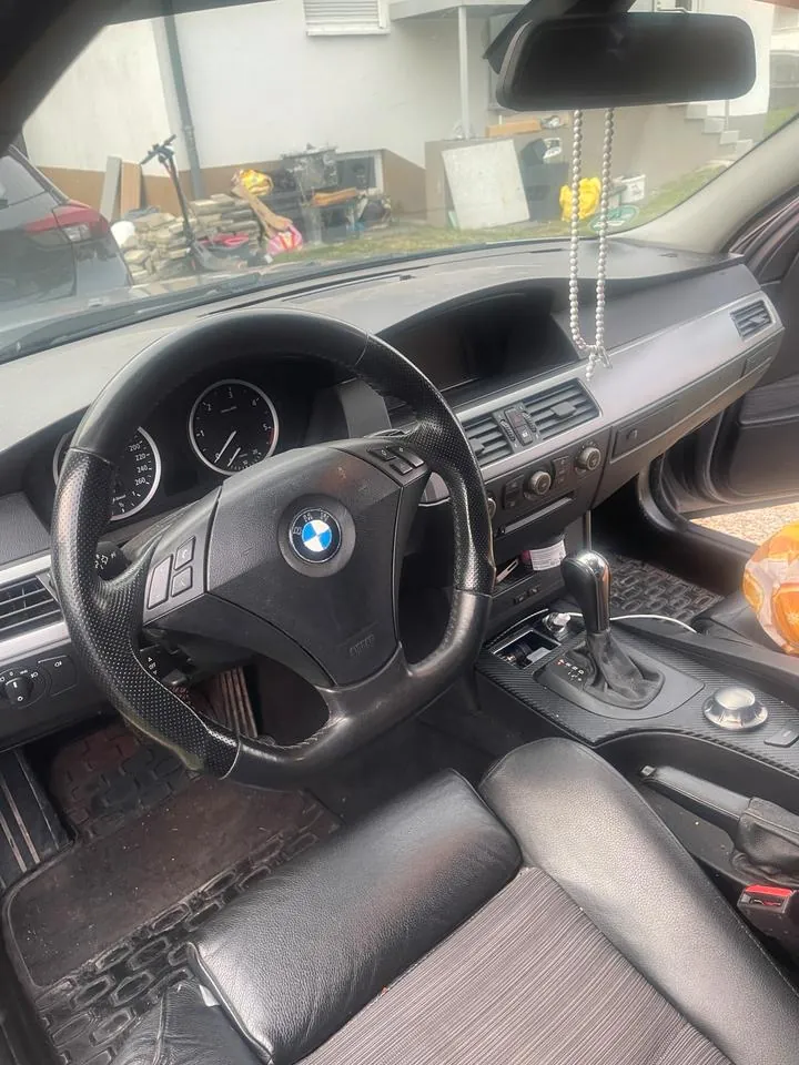 BMW E60