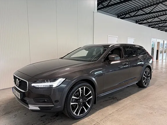 Volvo V90 Cross Country 2021 photo 4