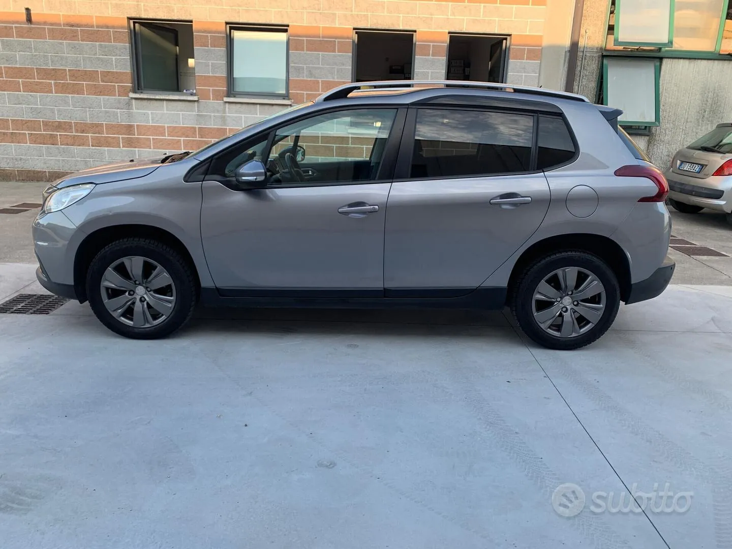 Peugeot 2008 2018 photo 2