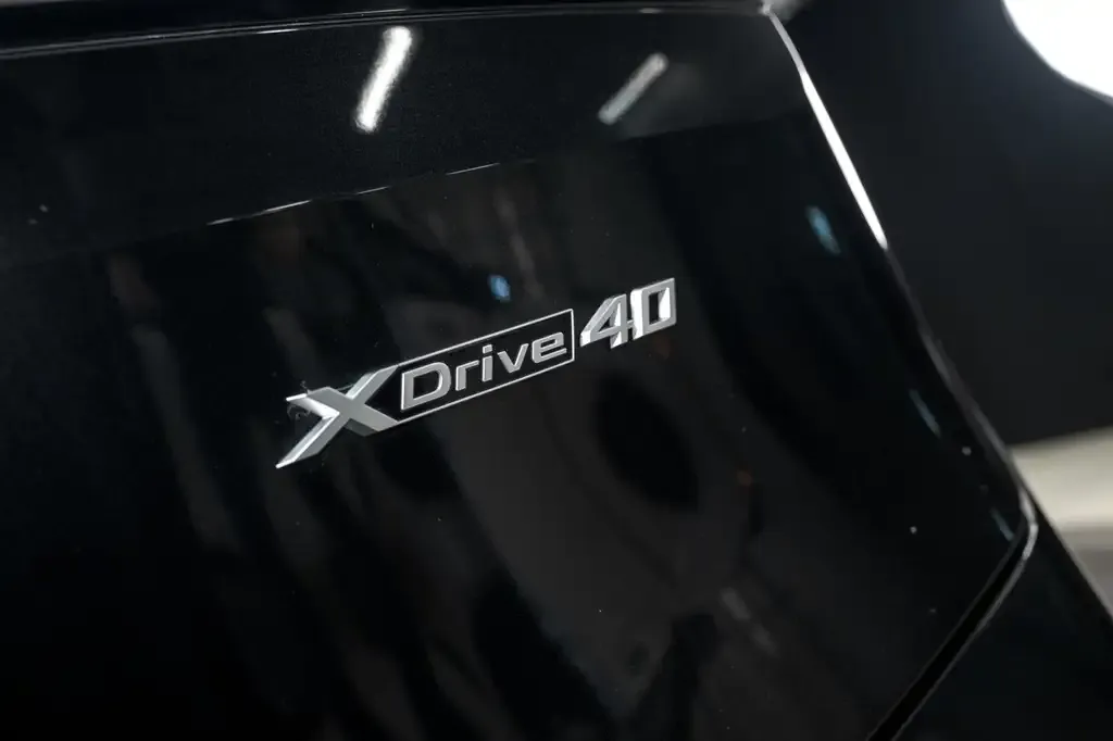 BMW Ix 2023 photo 3
