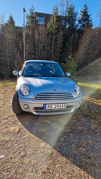 Mini One 2010 photo 2