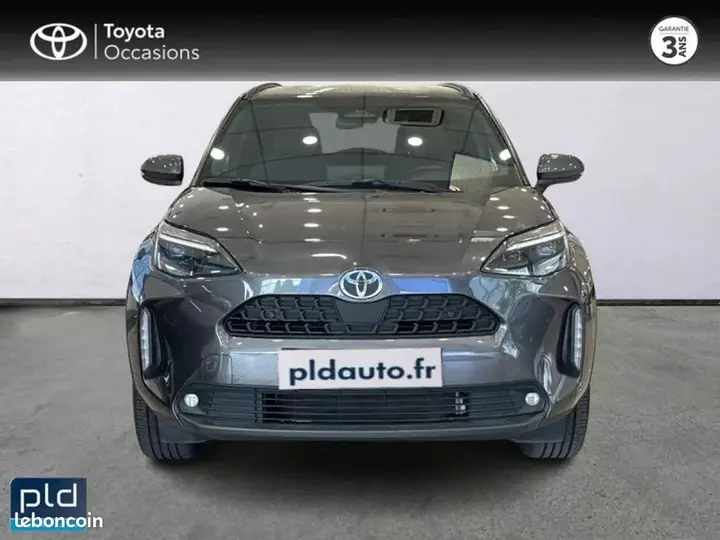 Toyota Yaris Cross 2025 photo 2