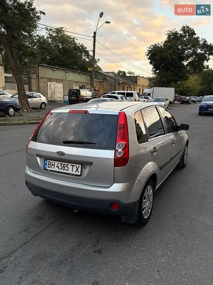 Ford Fiesta 2006 photo 5