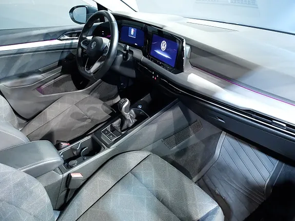 Volkswagen Golf 2023 photo 5