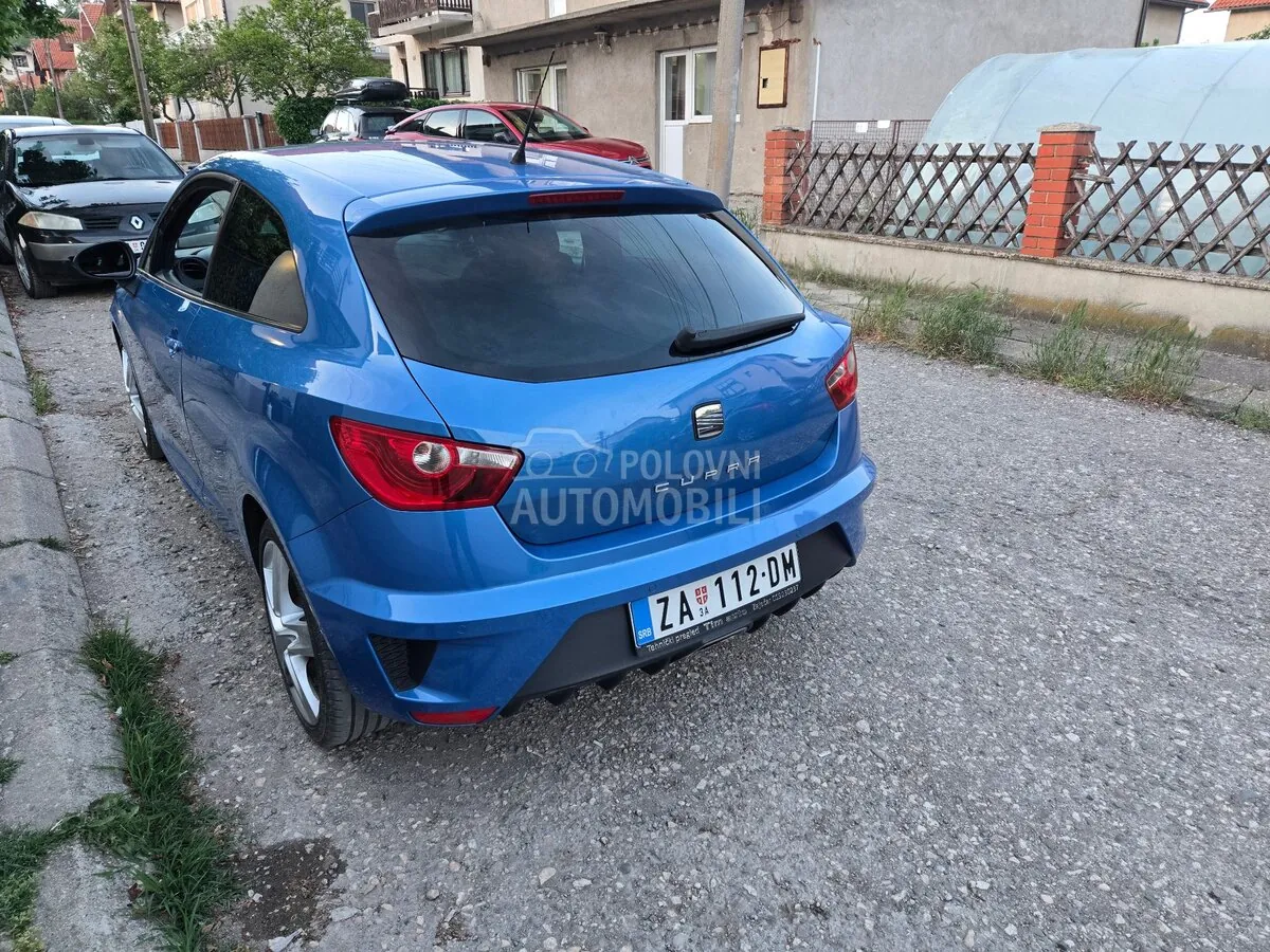 Seat Ibiza 2011 photo 4