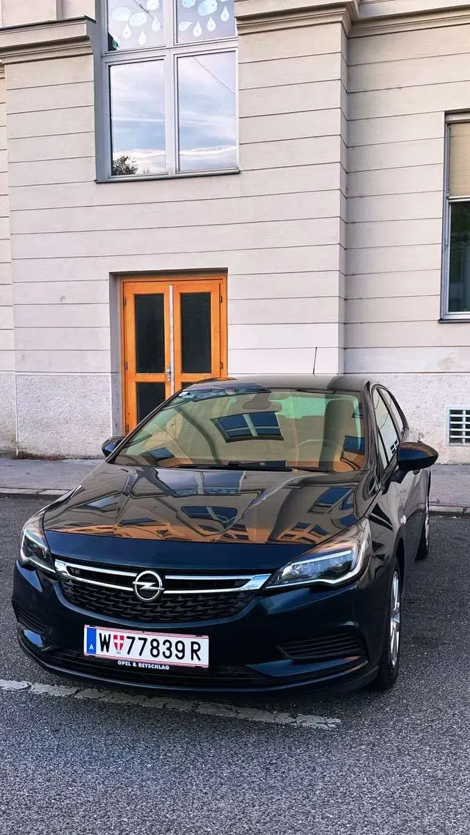 Opel Astra 2016 photo 2