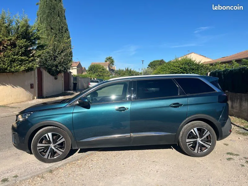 Peugeot 5008 2018 photo 3