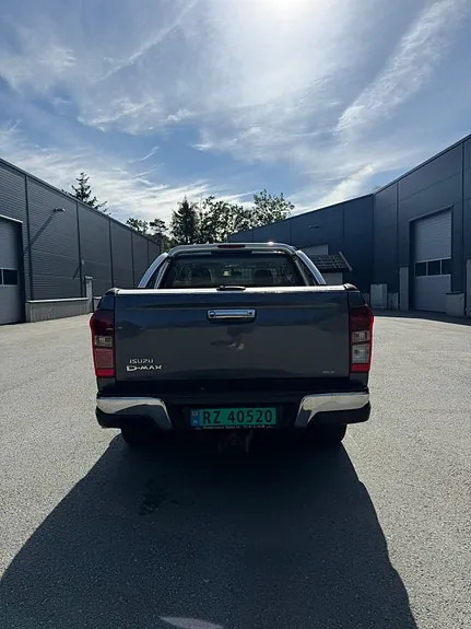 Isuzu D-Max 2017 photo 5