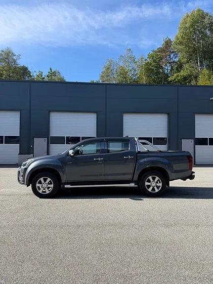 Isuzu D-Max 2017 photo 2