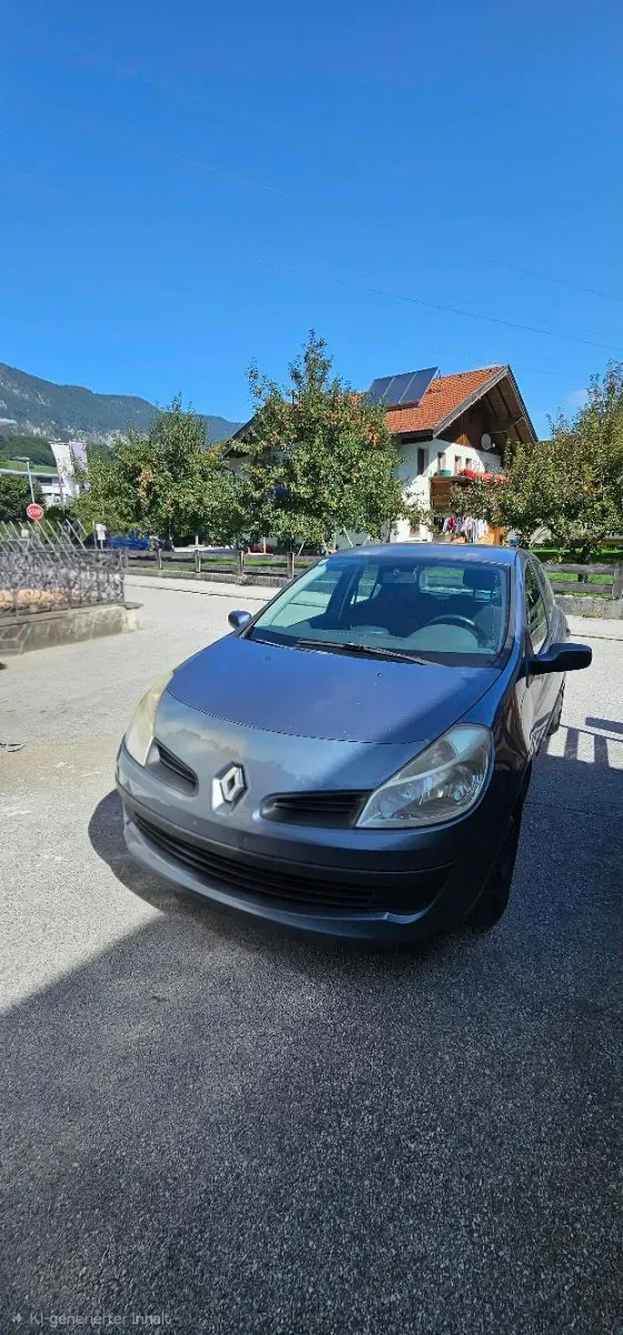 Renault Clio 2005 photo 3