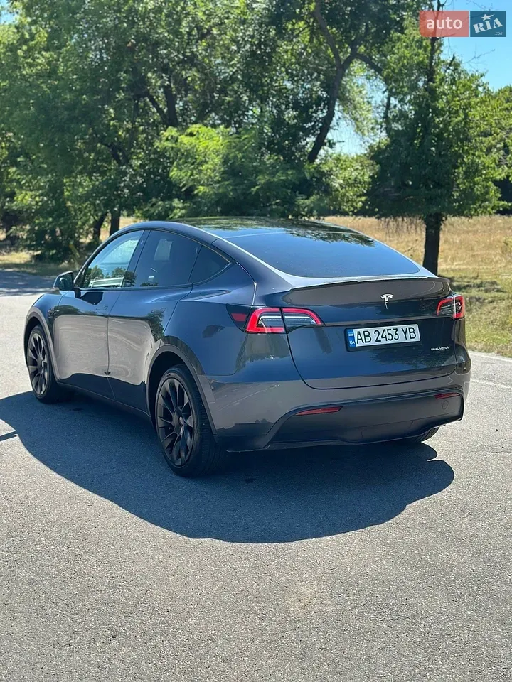 Tesla Model Y 2022 photo 4