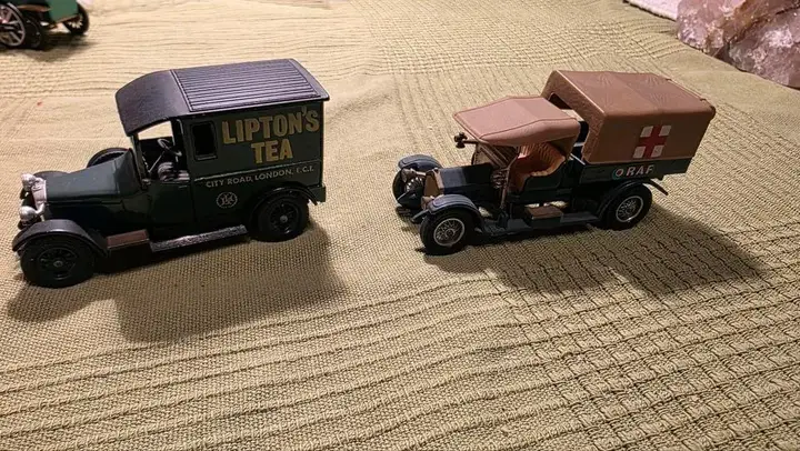 Matchbox Vintage Pkw Und Militär-Lkw
