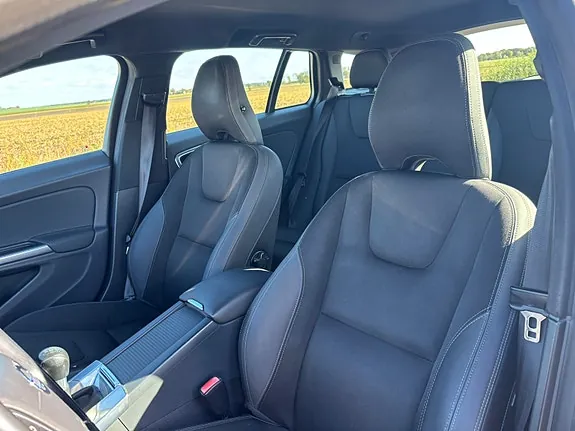 Volvo V60 2014 photo 5